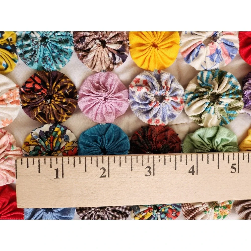 Gorgeous Vintage Handmade YoYo Hand Sewn Quilt Topper Stylish Cottage 94 × 51‎